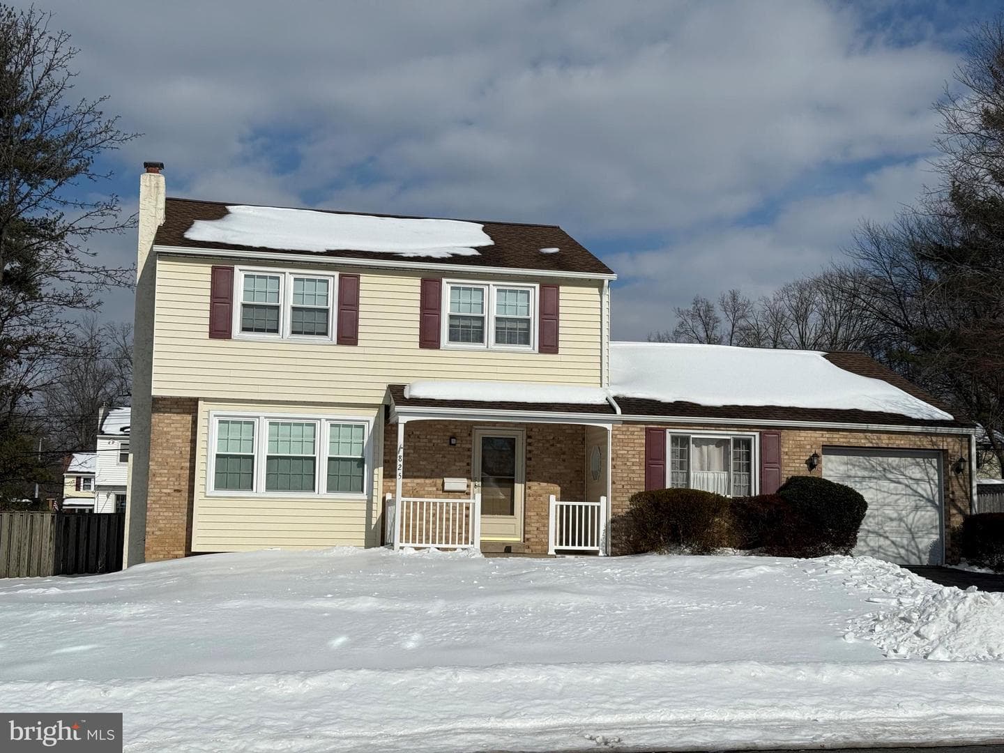 825 Lombardy Drive photo 2