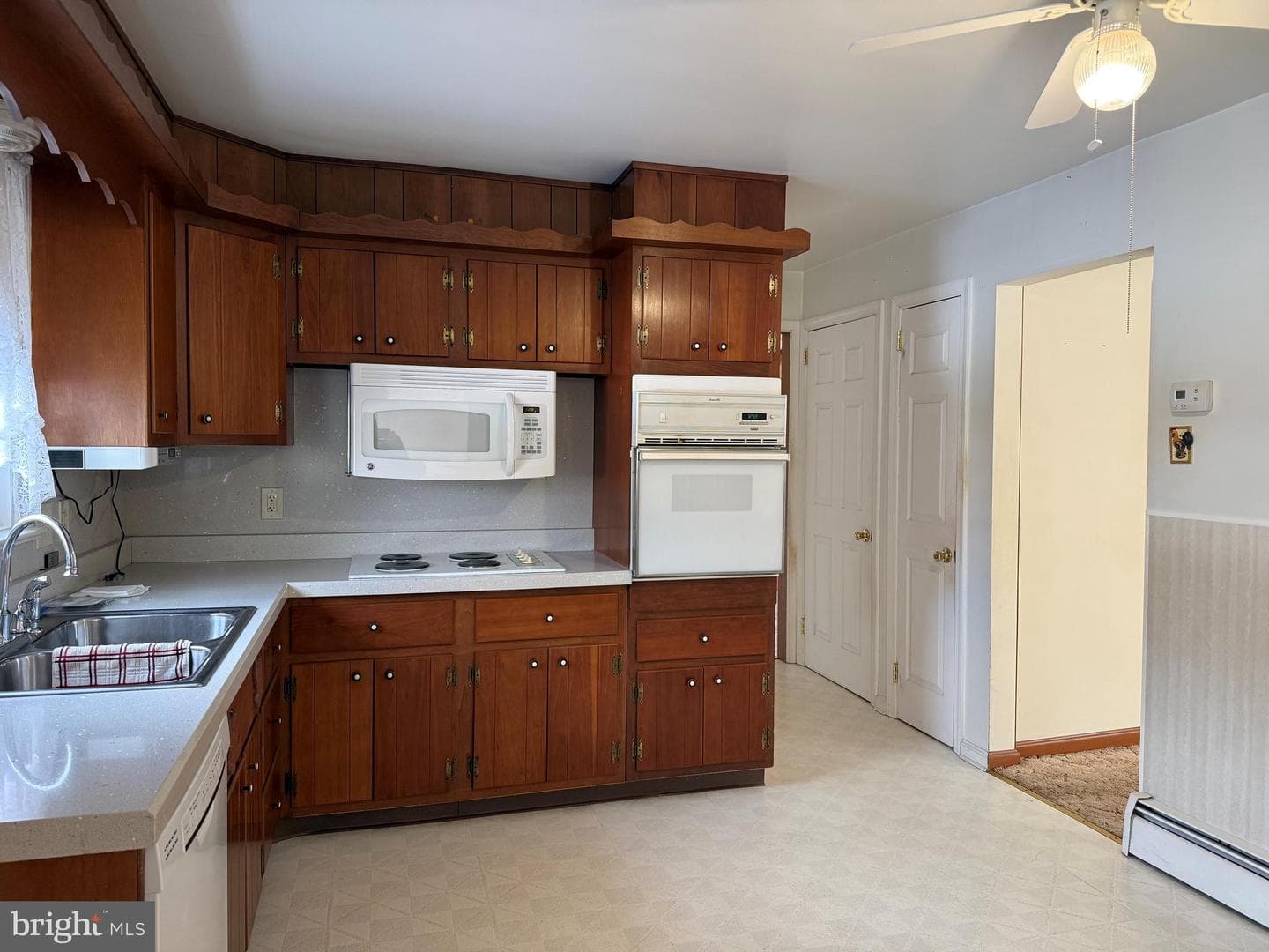 825 Lombardy Drive photo 8