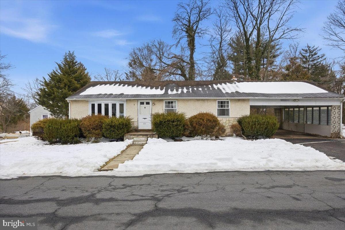 501 Windover Road photo 1