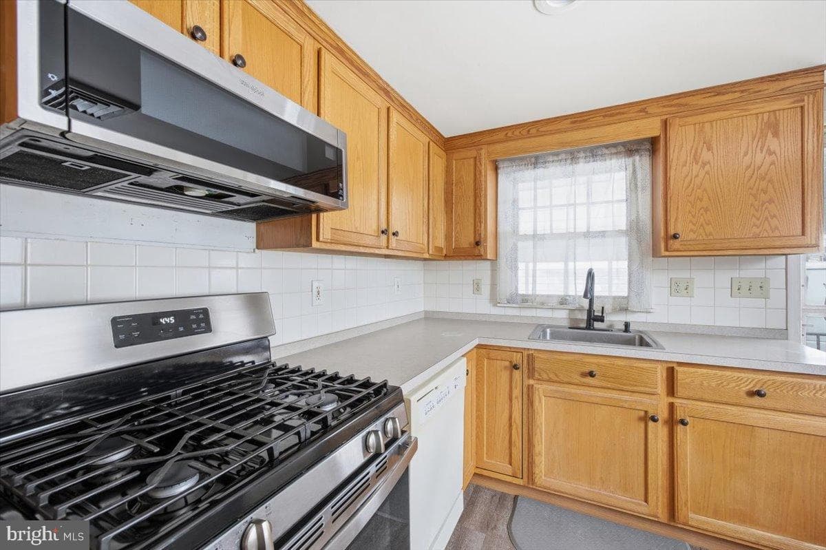 501 Windover Road photo 9