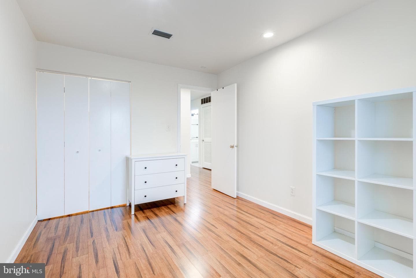 421 Wendover #126-B photo 14