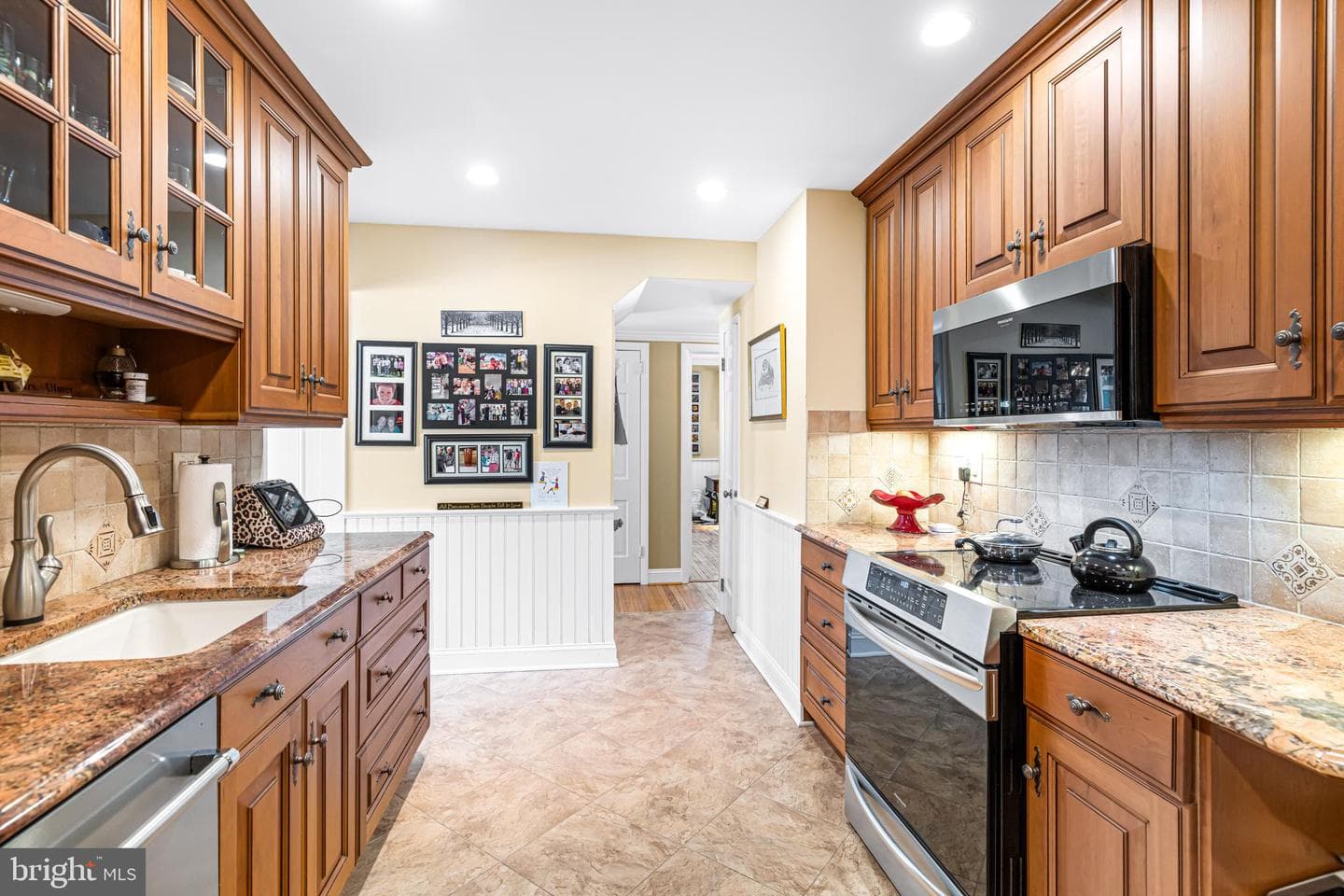 1061 Kipling Road photo 10