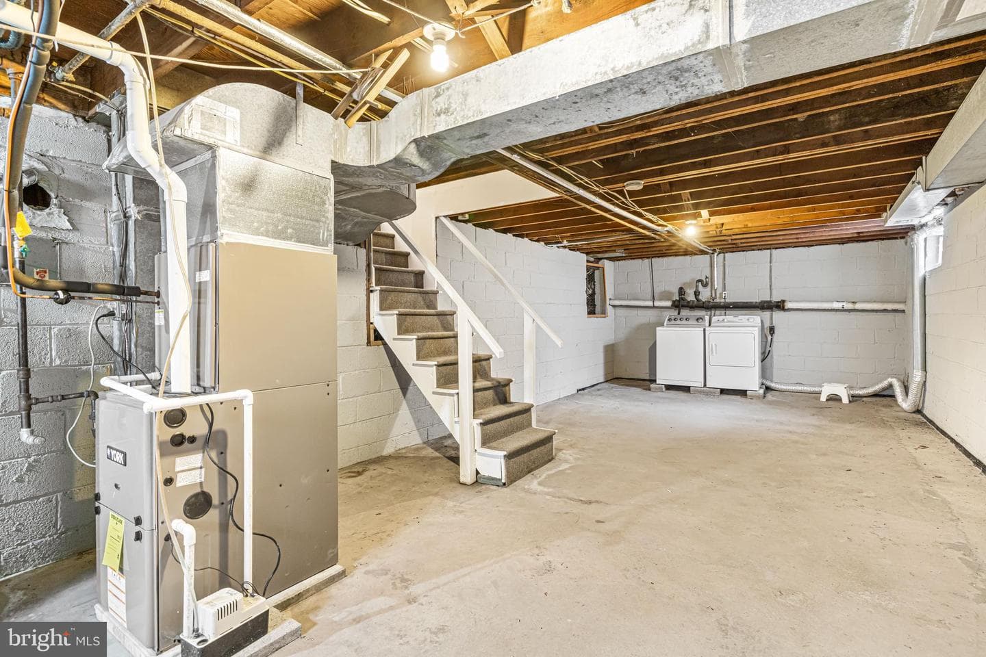 1061 Kipling Road photo 23