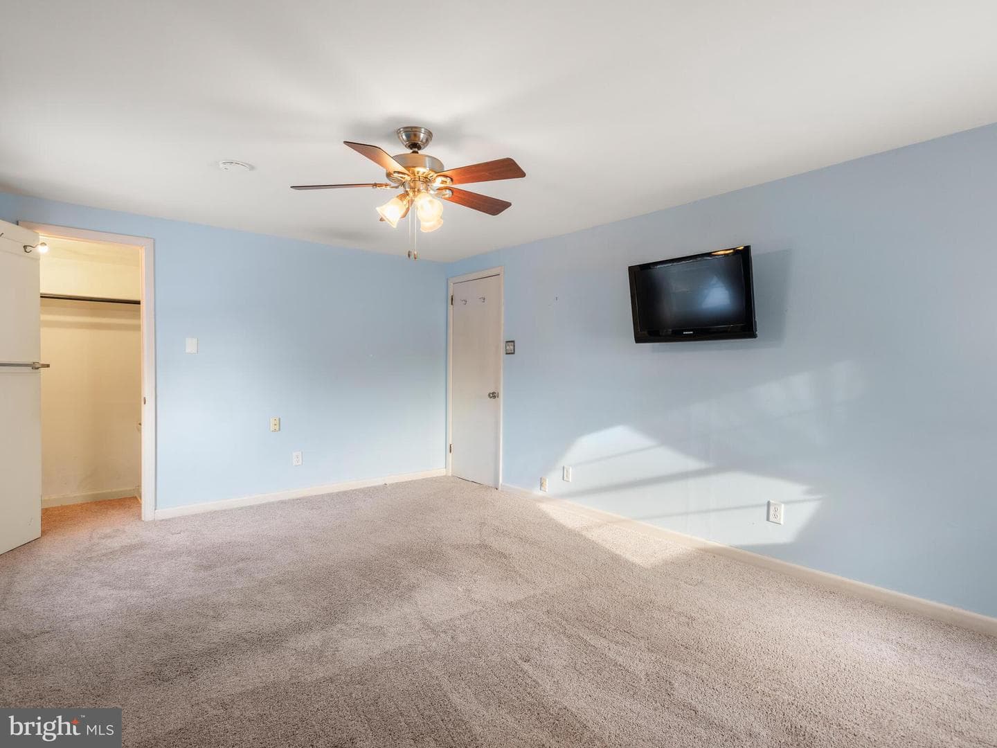 405 Revere Road photo 15