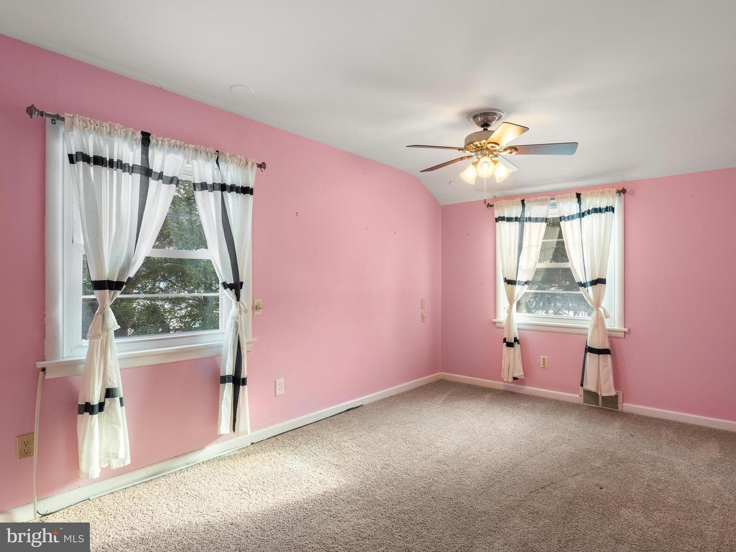 405 Revere Road photo 19