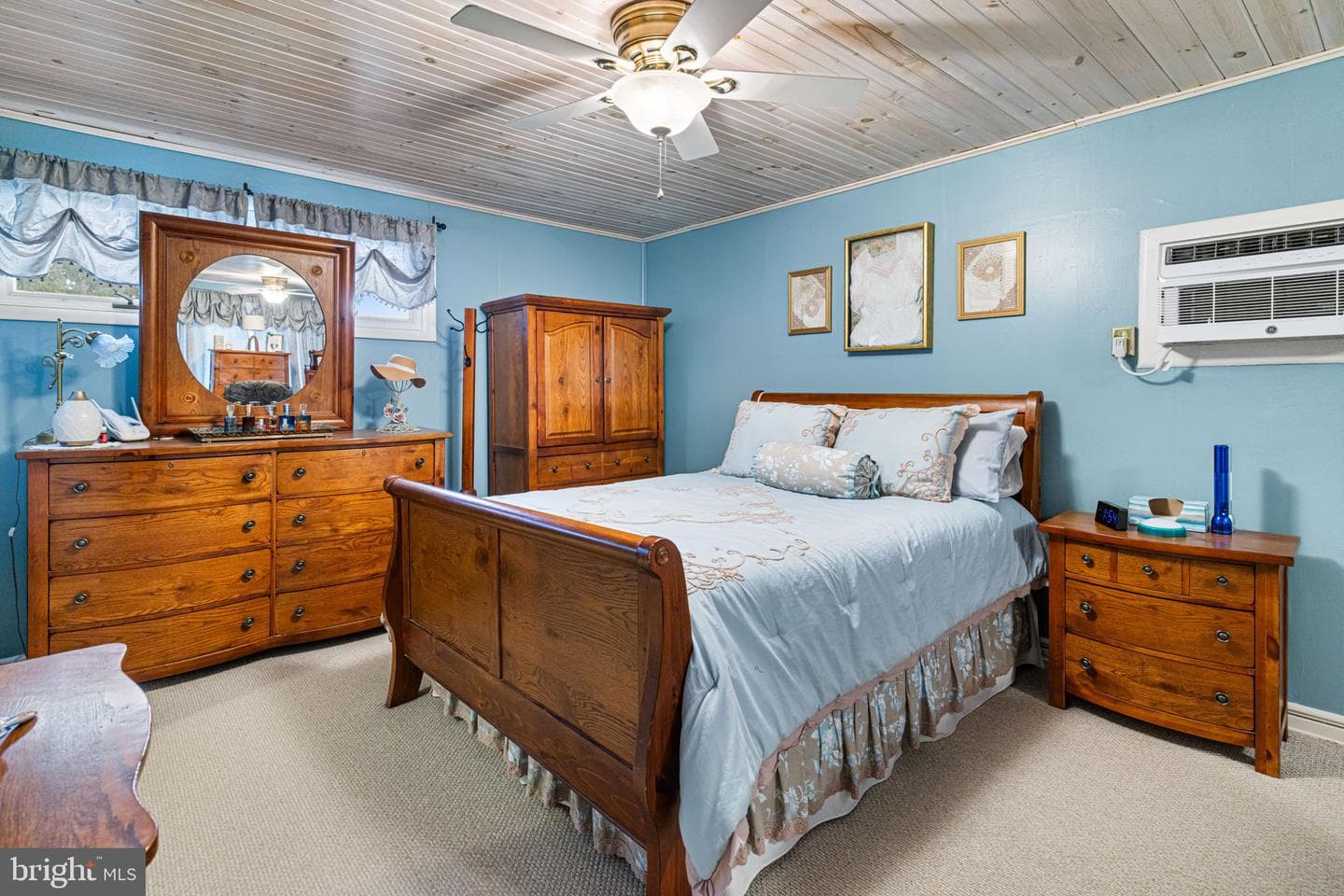 587 Moreland Road photo 30