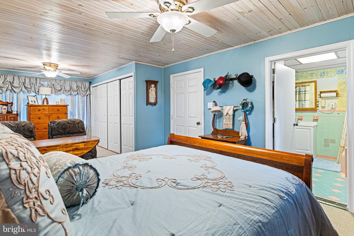 587 Moreland Road photo 32