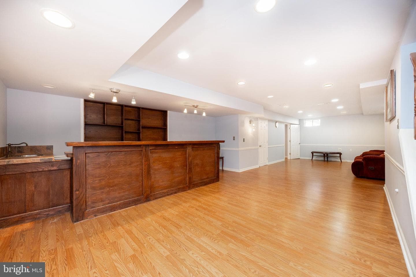 208 Castle Drive photo 23