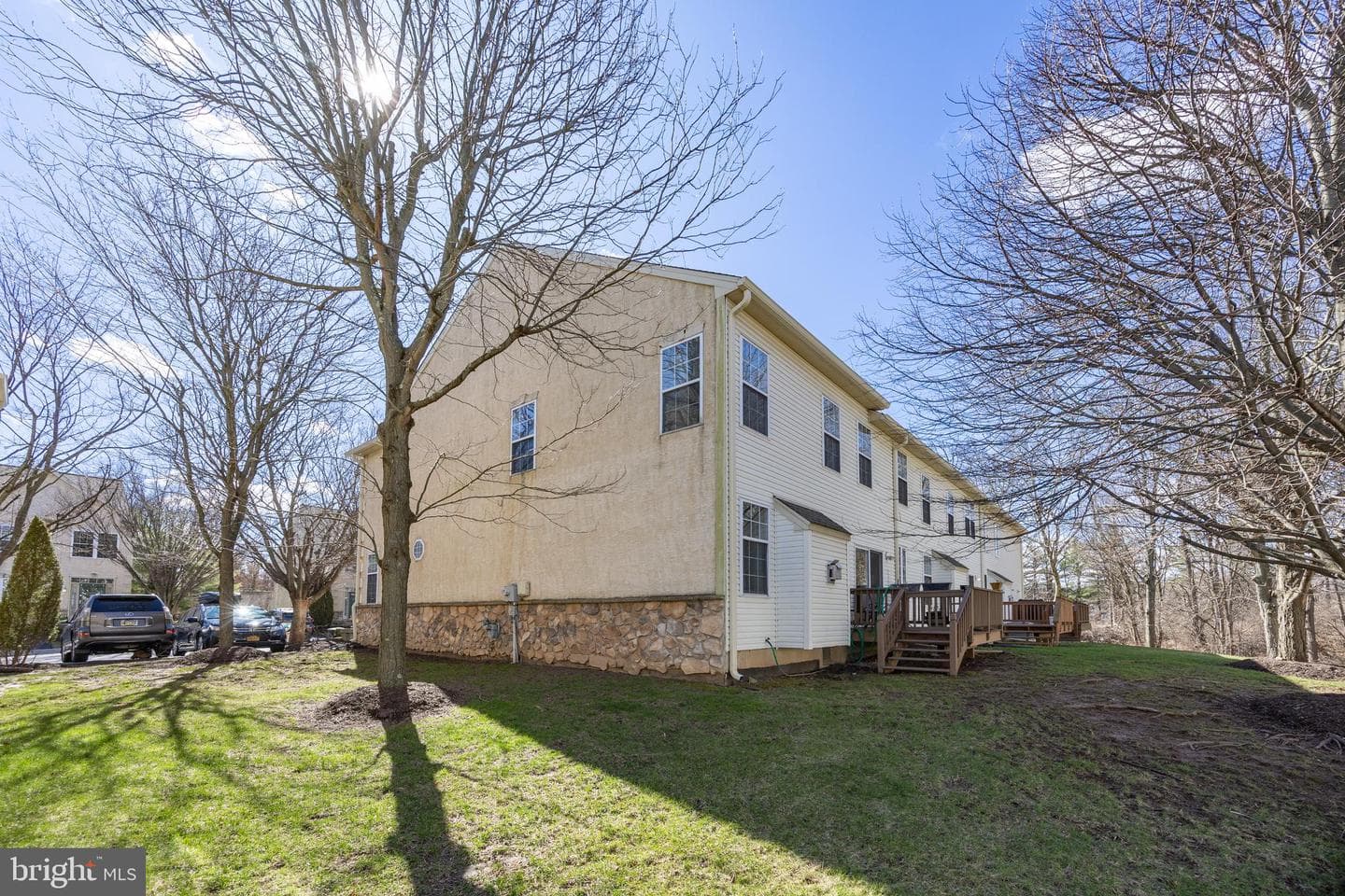 208 Castle Drive photo 36