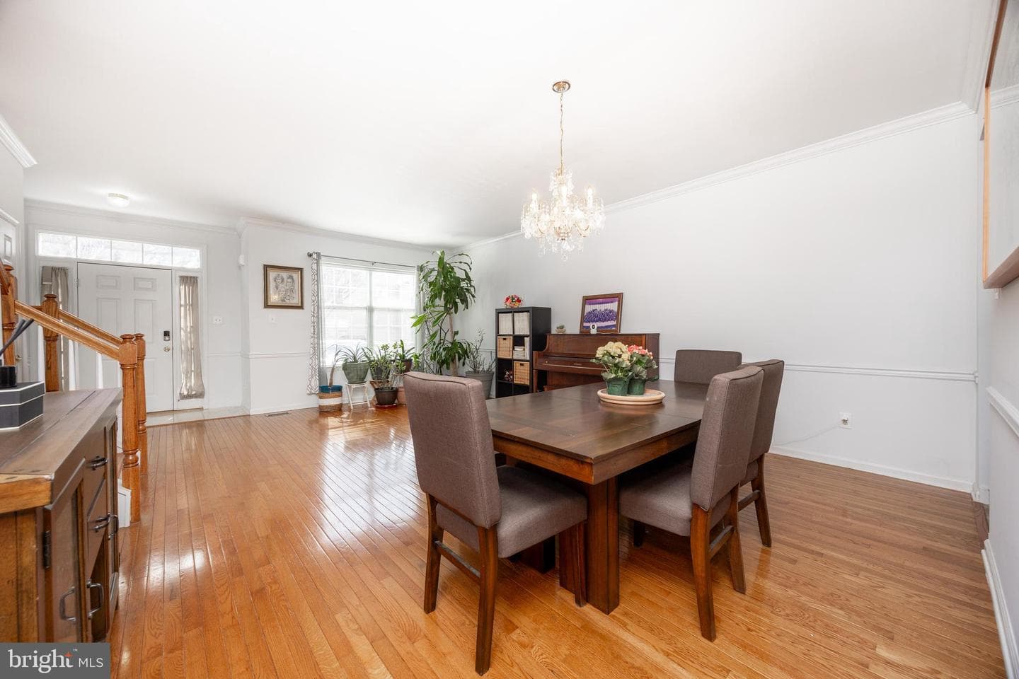 208 Castle Drive photo 4