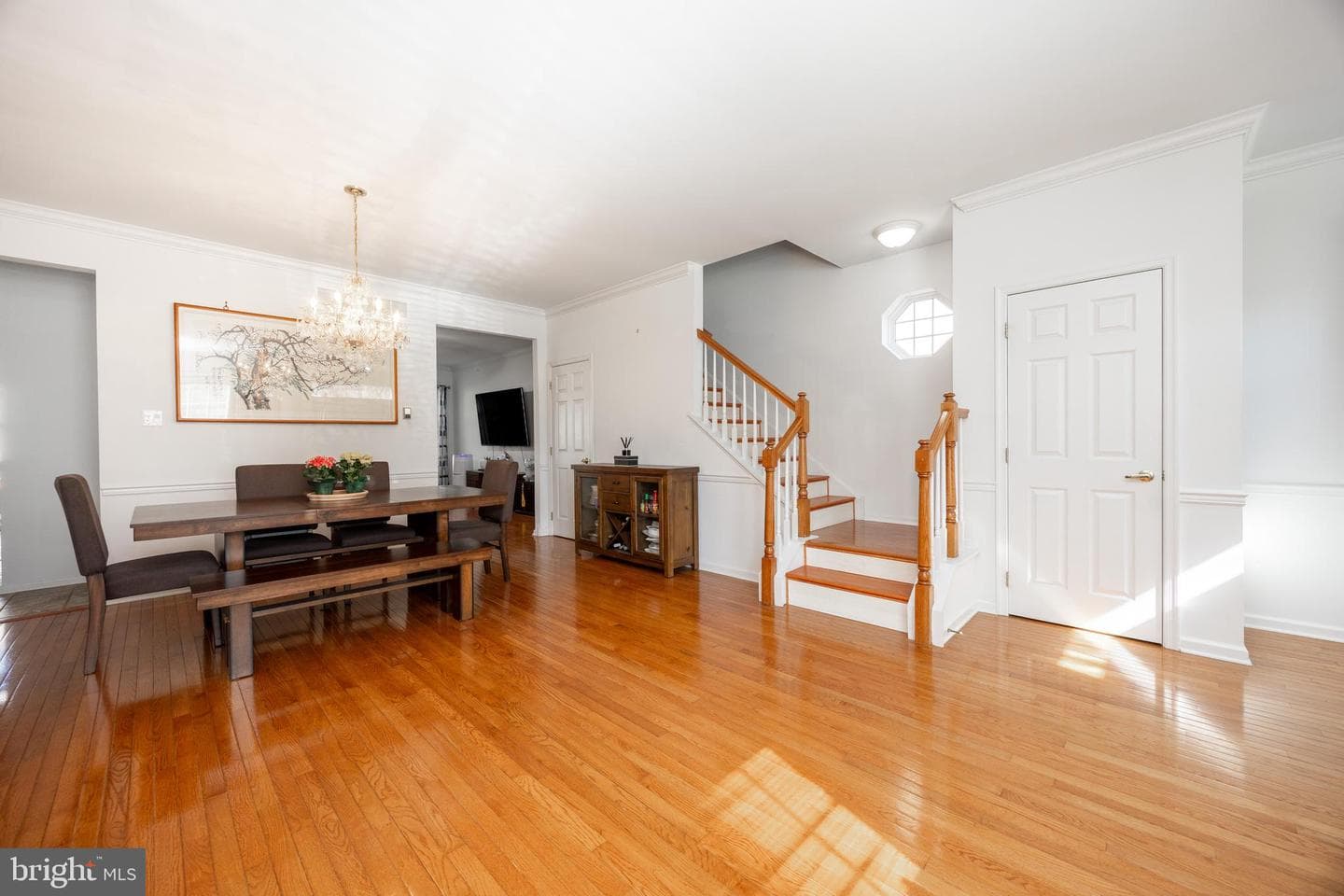 208 Castle Drive photo 9