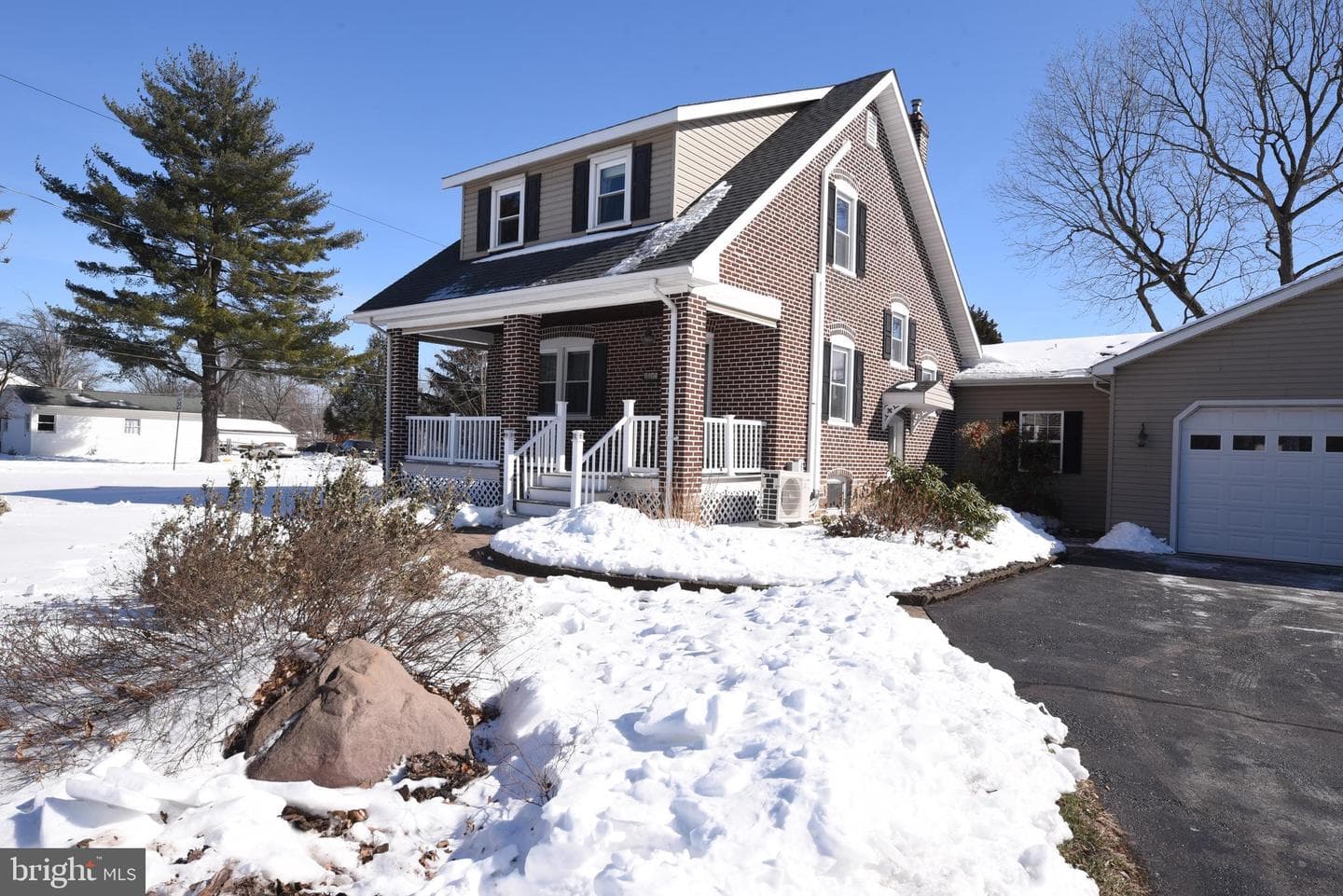 1309 W Orvilla Road photo 2