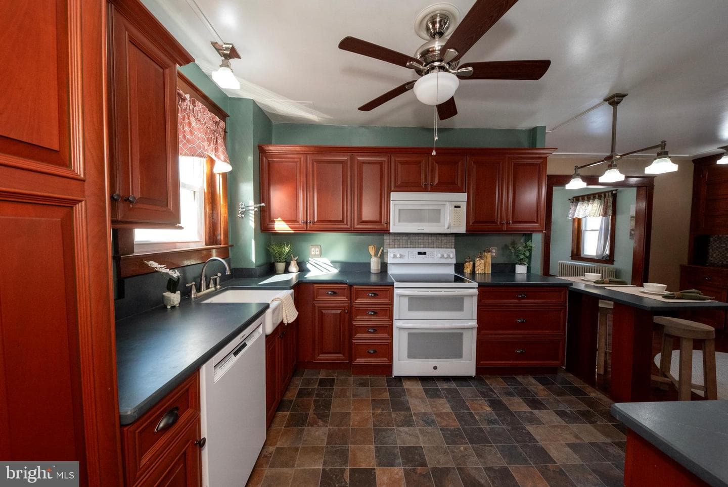 1309 W Orvilla Road photo 4