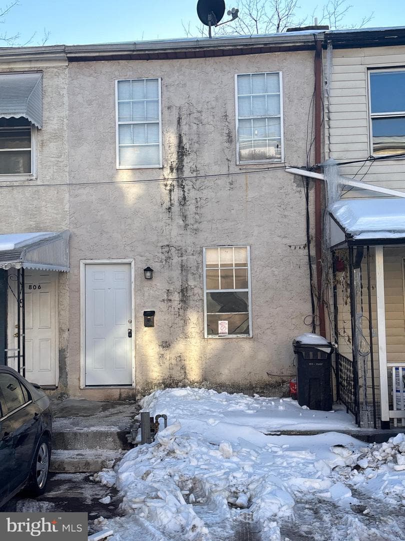 804 Fairbanks Avenue photo 1