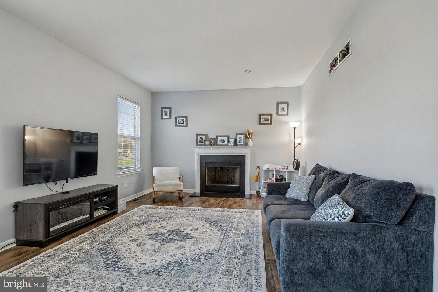 118 Fairbrook Drive photo 14