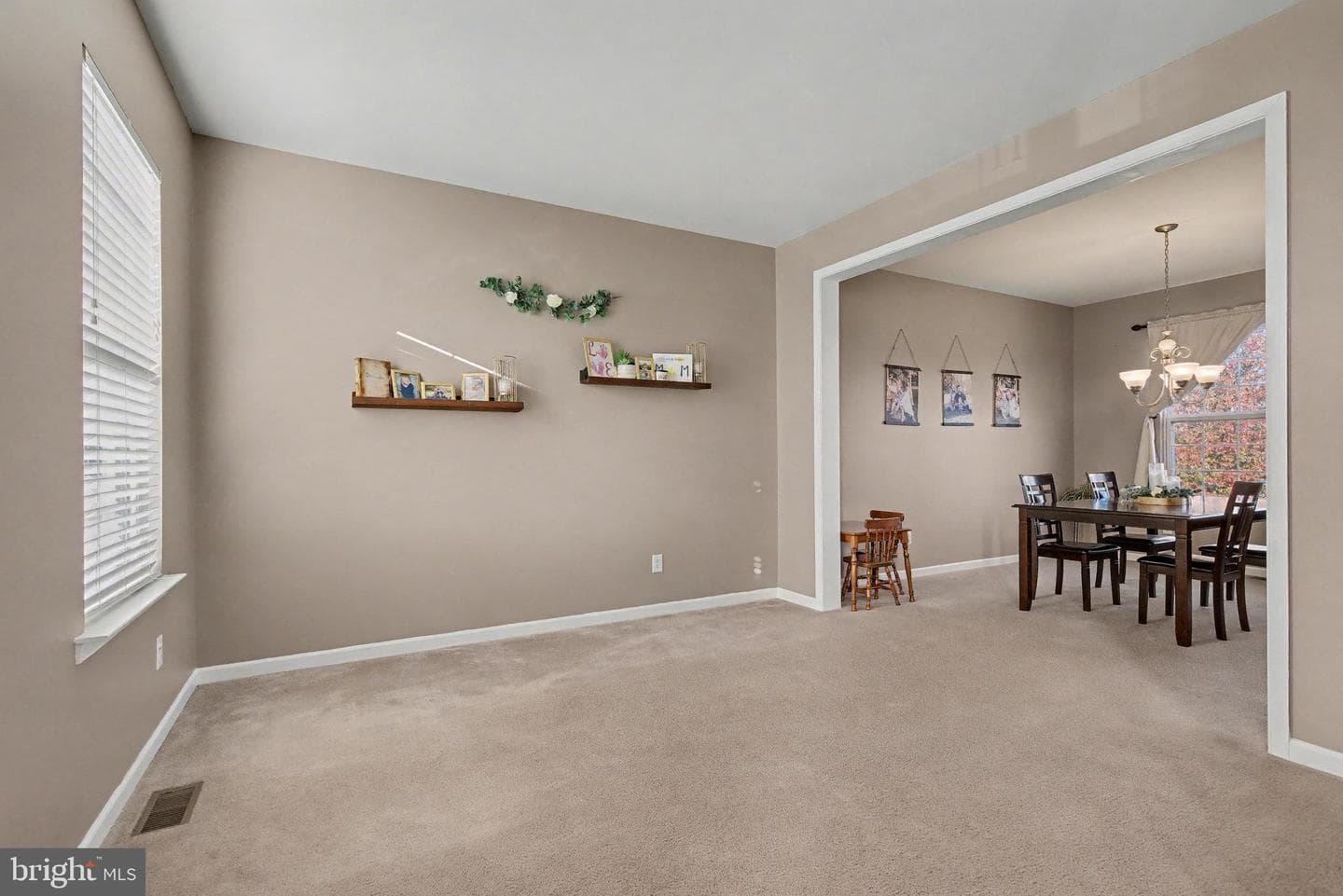 118 Fairbrook Drive photo 7