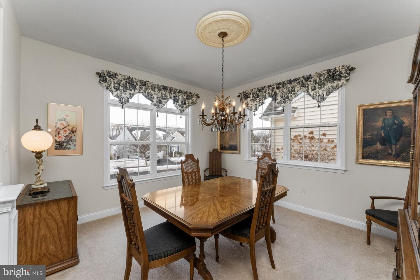 4349 Meadowridge Lane photo 8