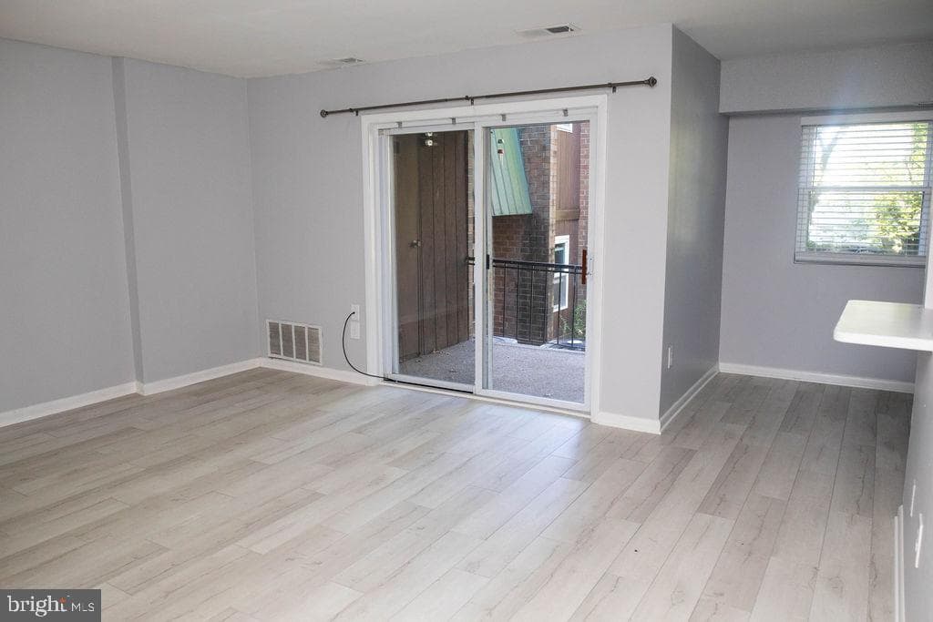 319 Meadowview Lane #319 photo 5