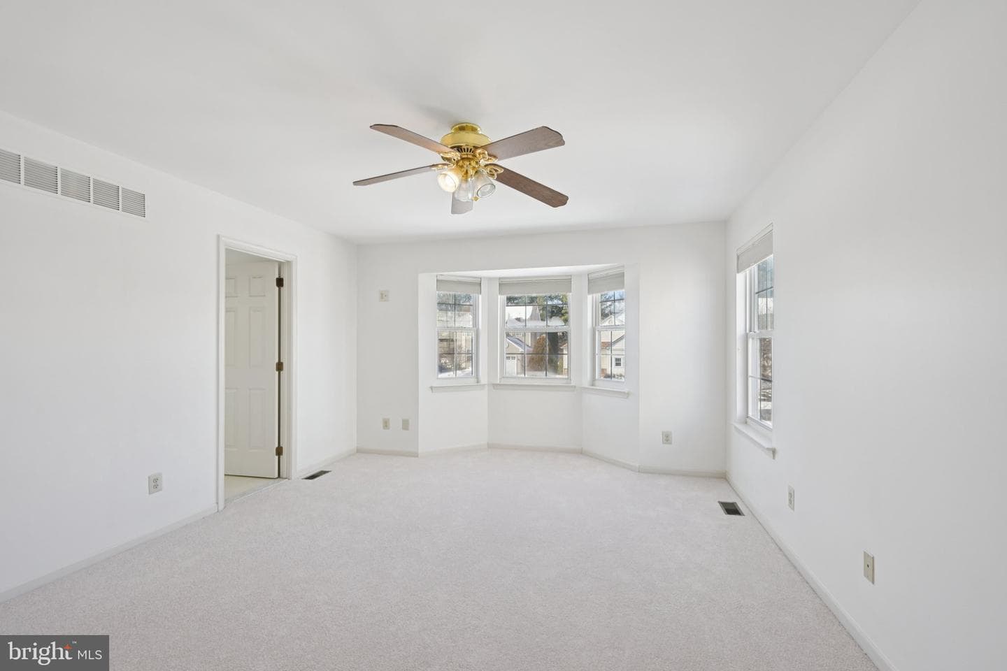 616 Stewart Road photo 29