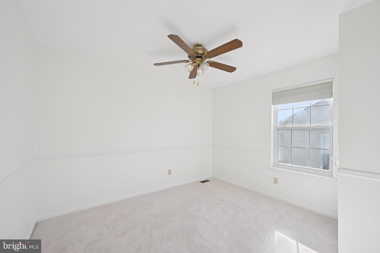 616 Stewart Road photo 33
