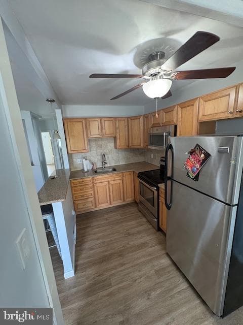 737 Shaw Avenue photo 19