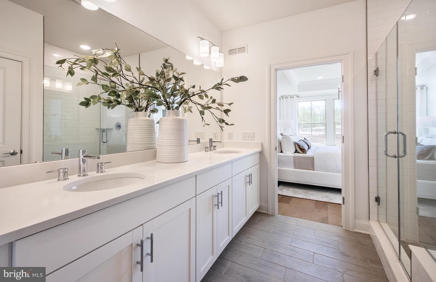 604 America #northbrook Model Drive photo 10