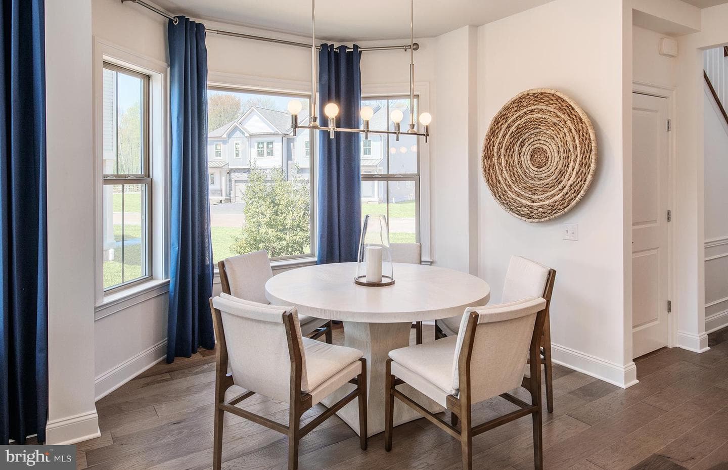604 America #northbrook Model Drive photo 6