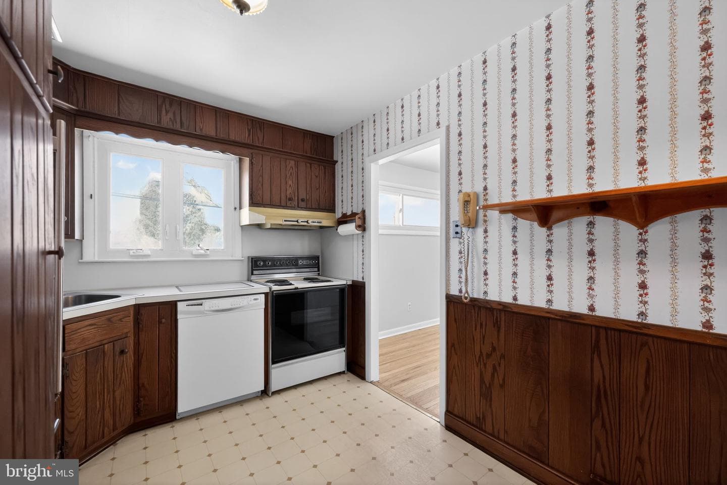 205 Willard Road photo 16