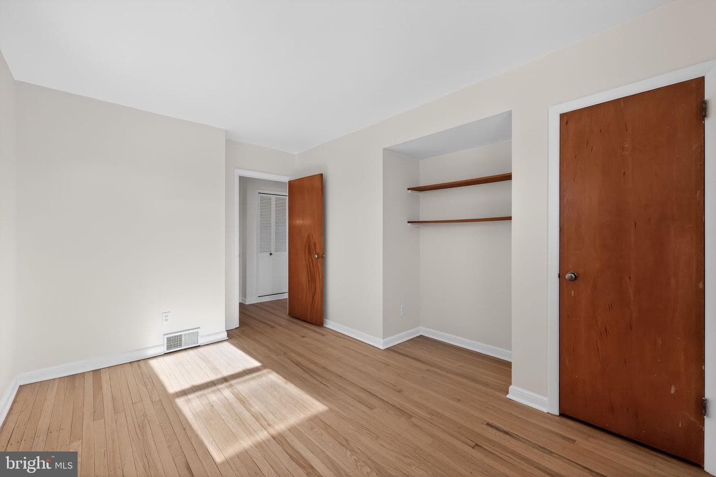 205 Willard Road photo 23