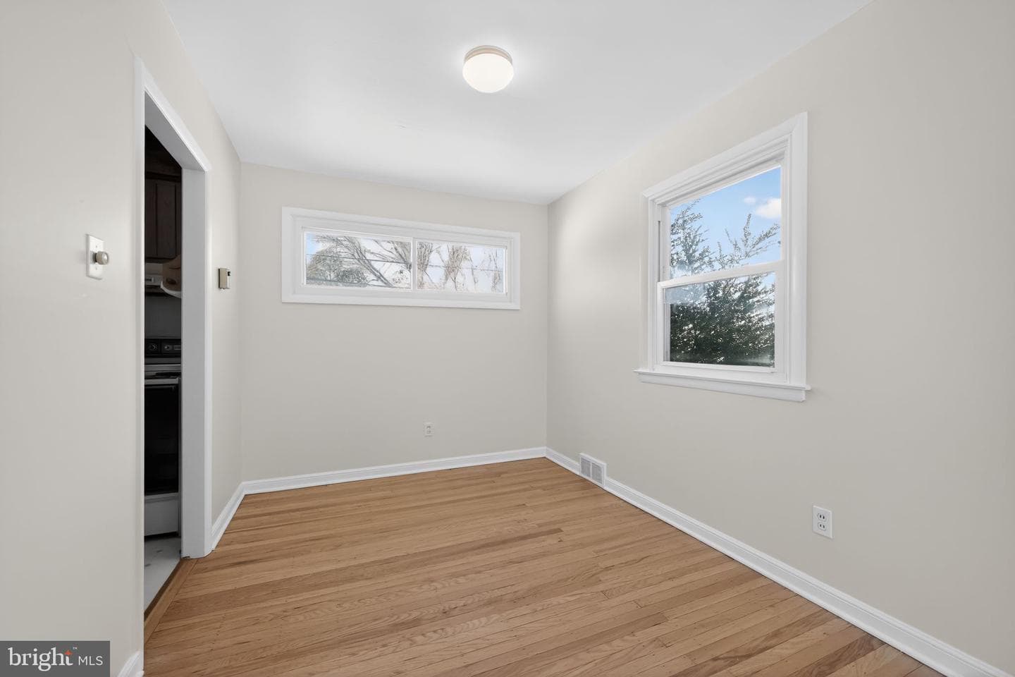 205 Willard Road photo 6