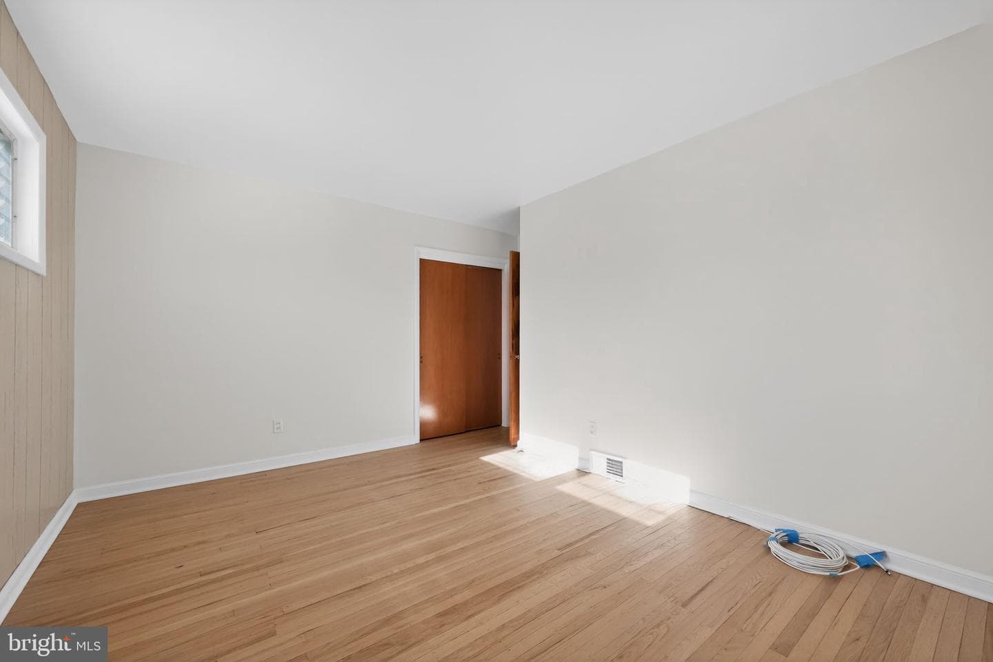 205 Willard Road photo 7