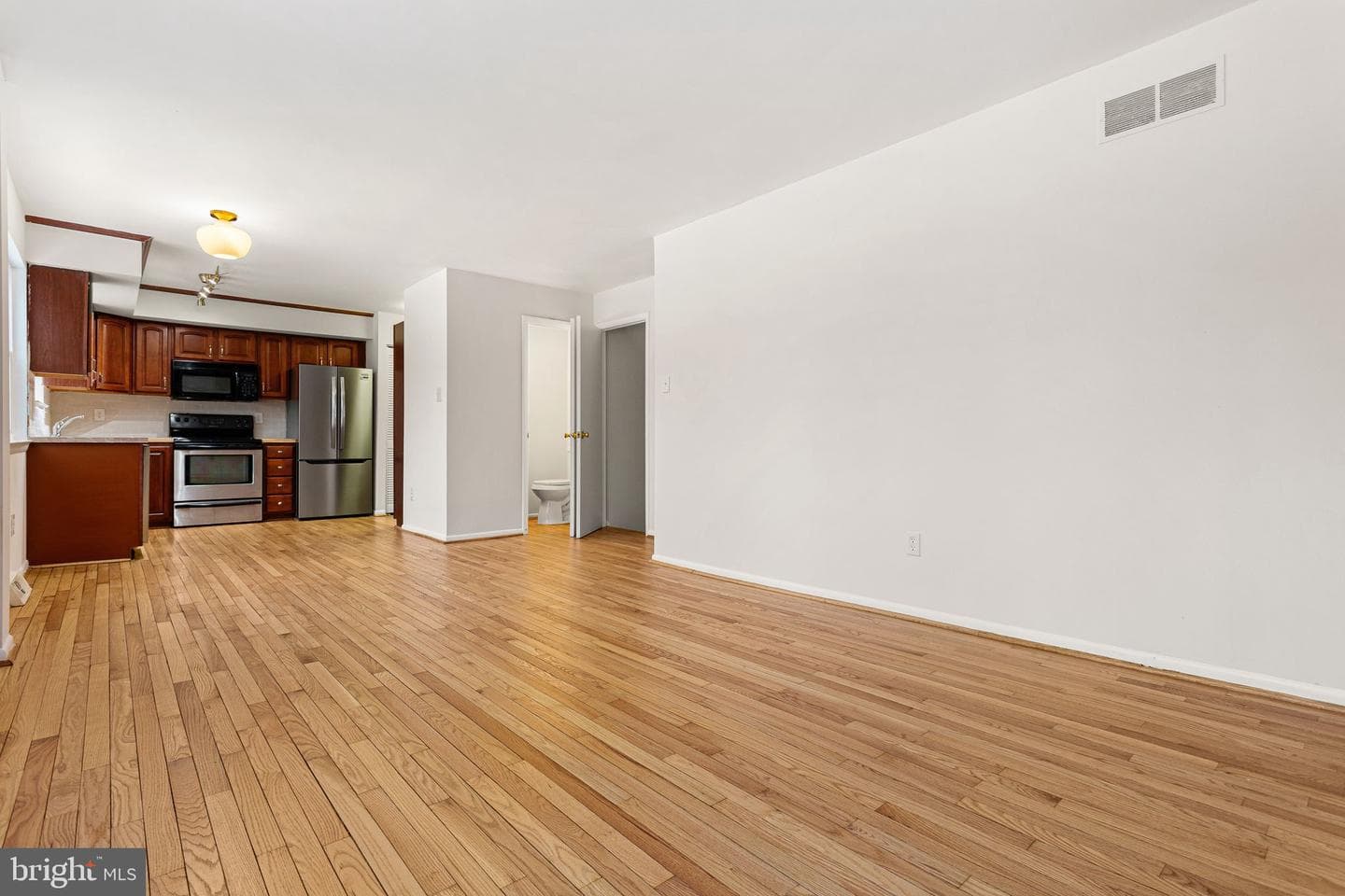 2543 Gypsy Lane photo 10