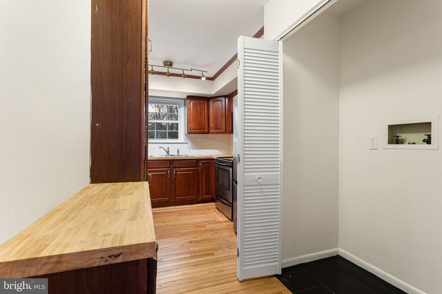 2543 Gypsy Lane photo 14