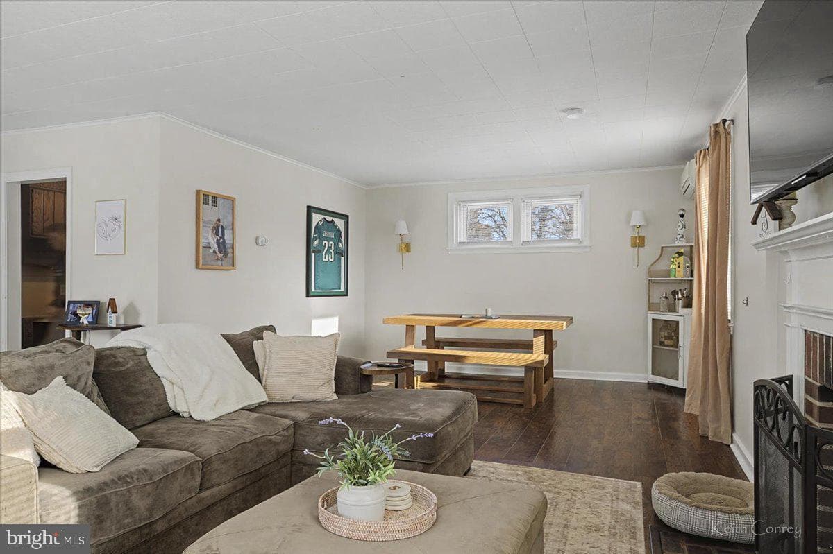 645 S Cannon Avenue photo 6
