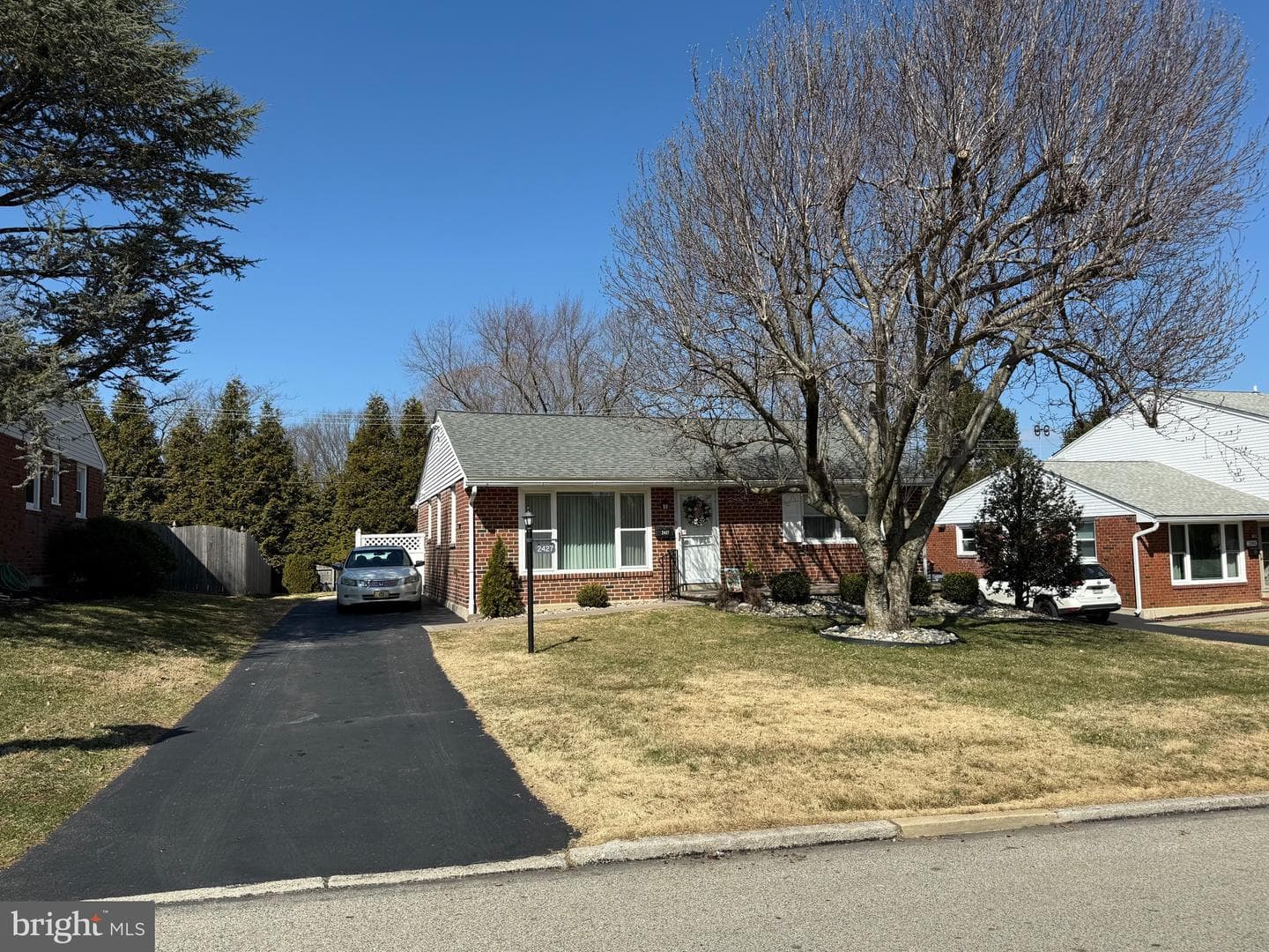 2427 Springview Road photo 1