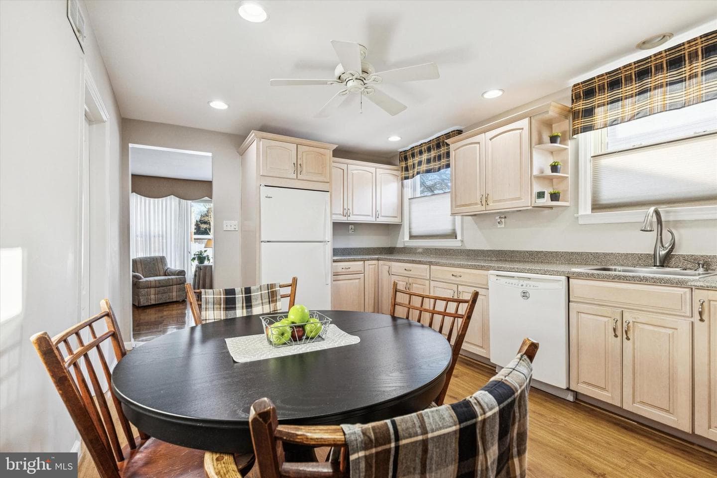 2427 Springview Road photo 7