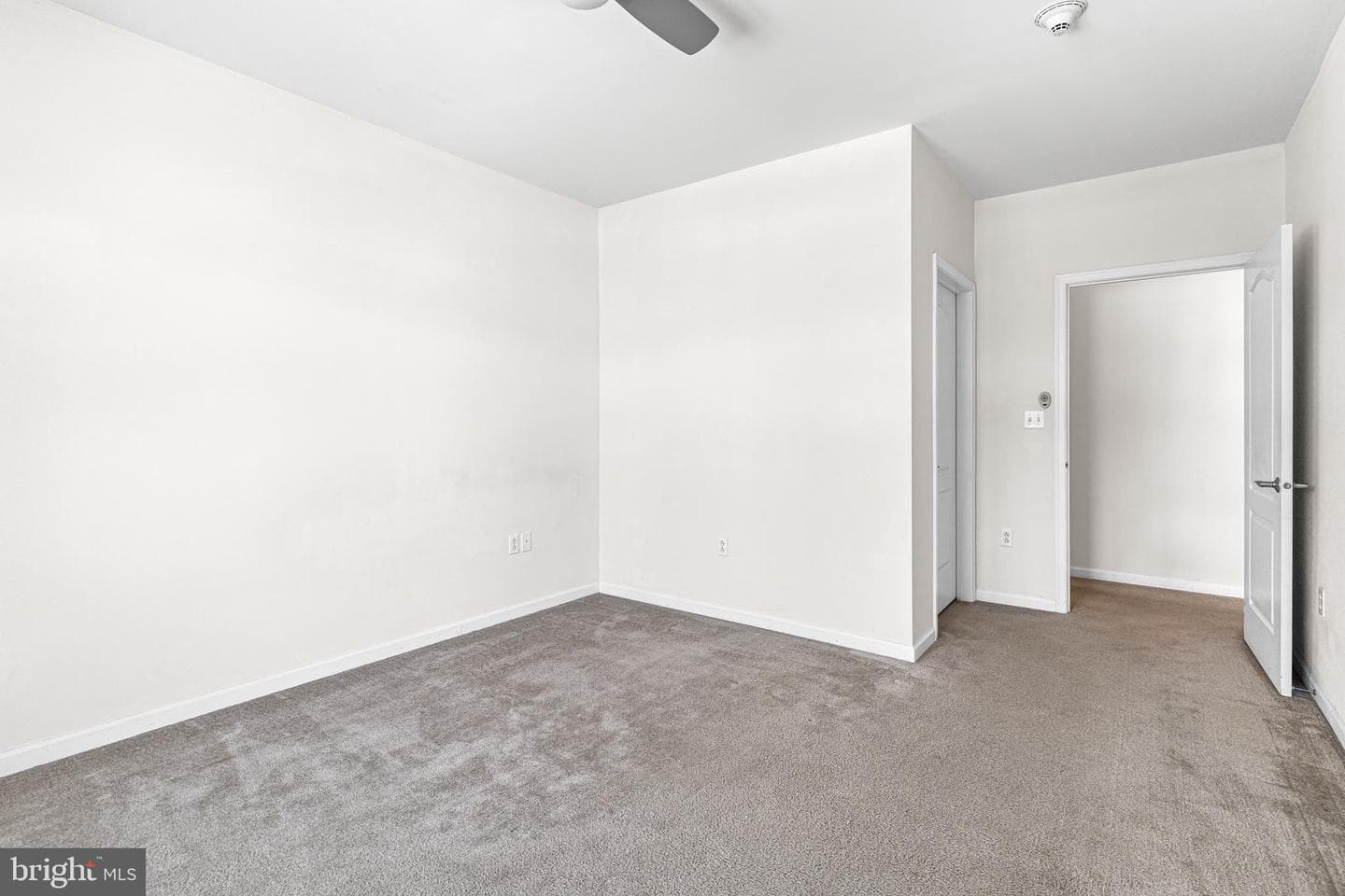372 Carson Terrace photo 21