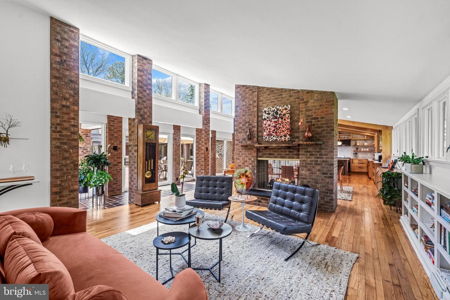 420 Cathcart Road photo 11