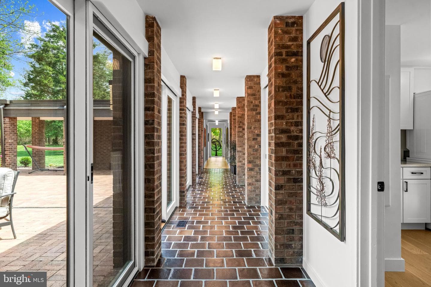 420 Cathcart Road photo 19