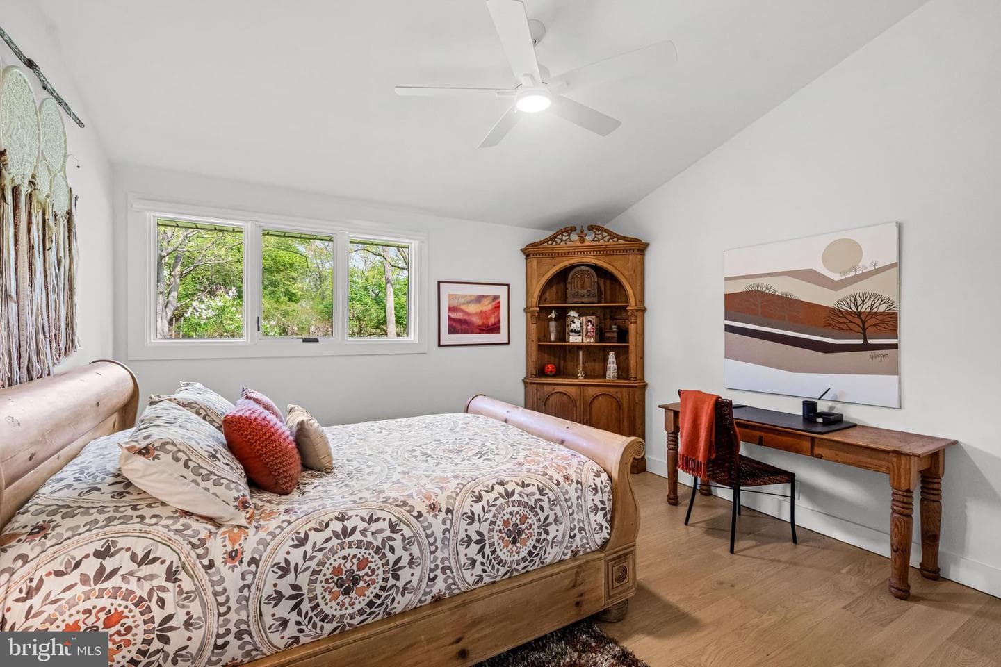 420 Cathcart Road photo 27