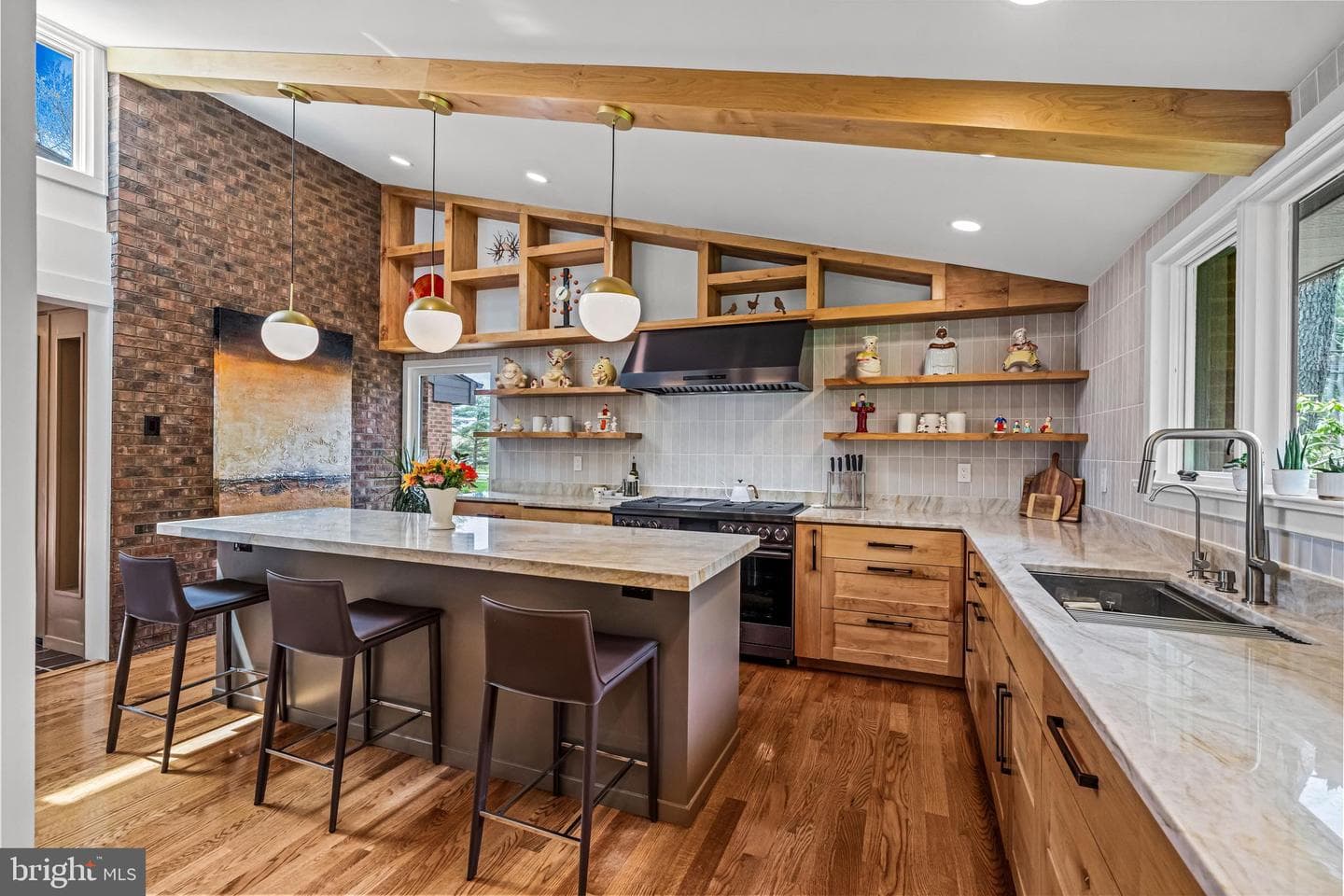 420 Cathcart Road photo 5