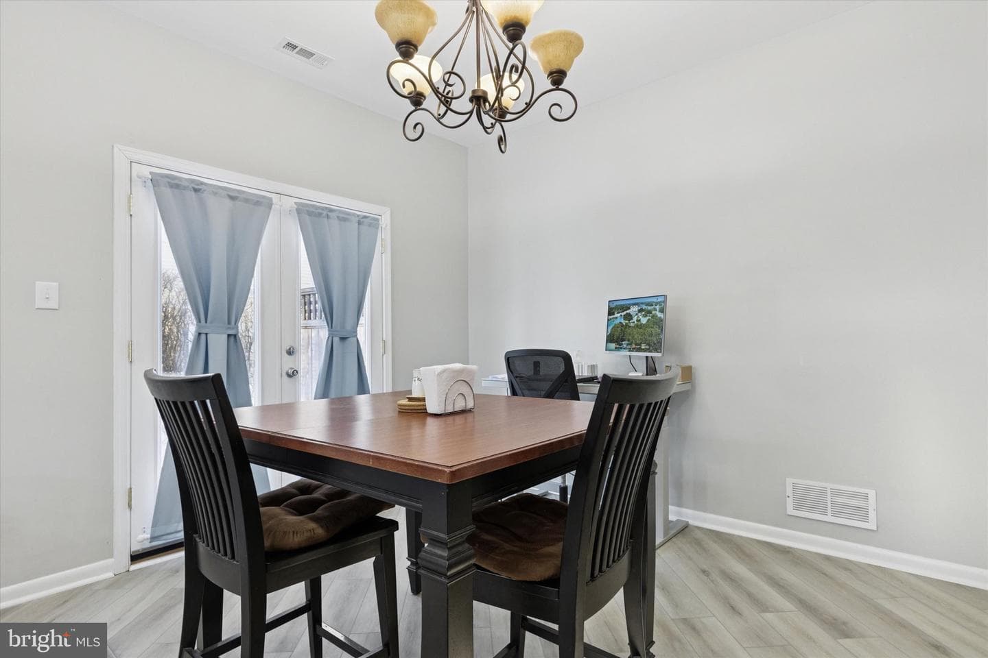 1605 Naomis Court #1605 photo 5