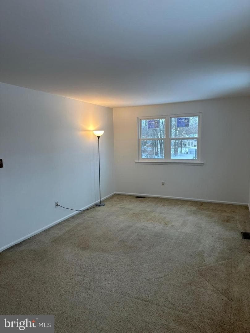 129 Whitney Place photo 19