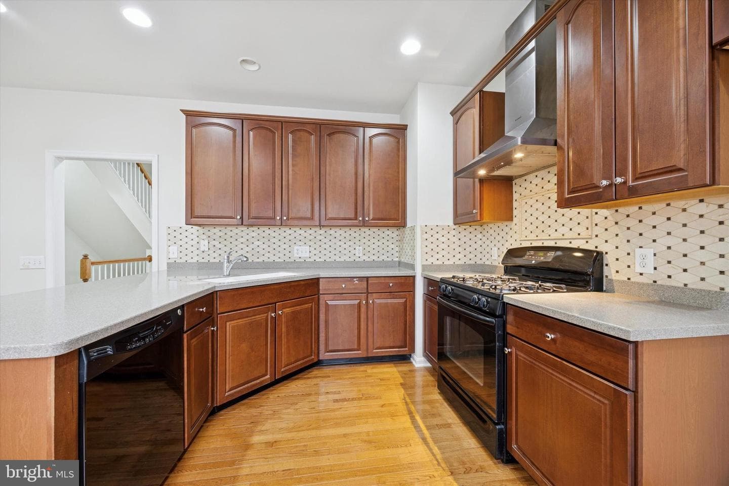 252 Hudson Drive photo 19