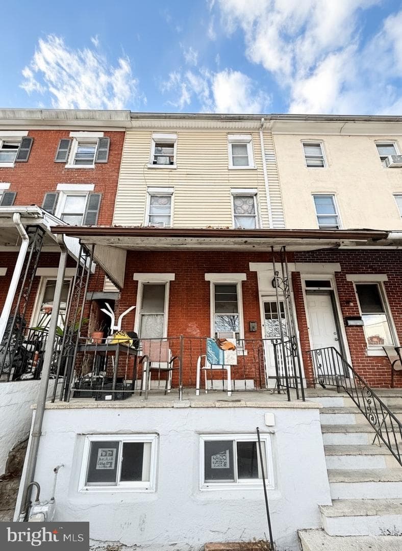 543 Corson Street photo 1