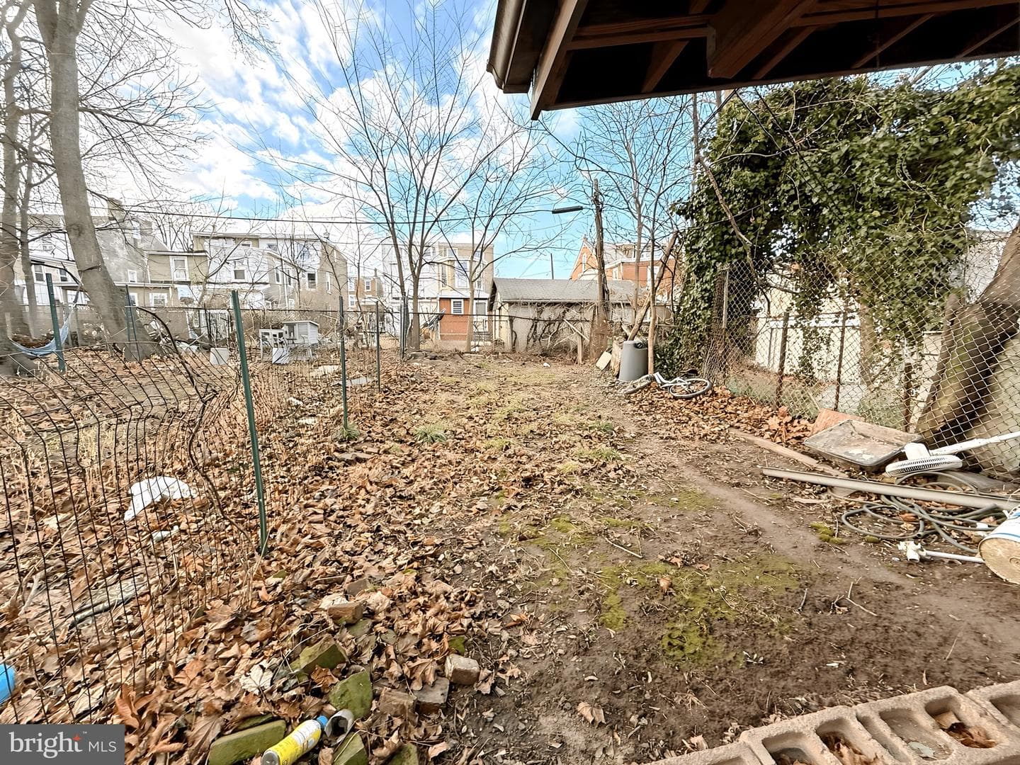 543 Corson Street photo 11
