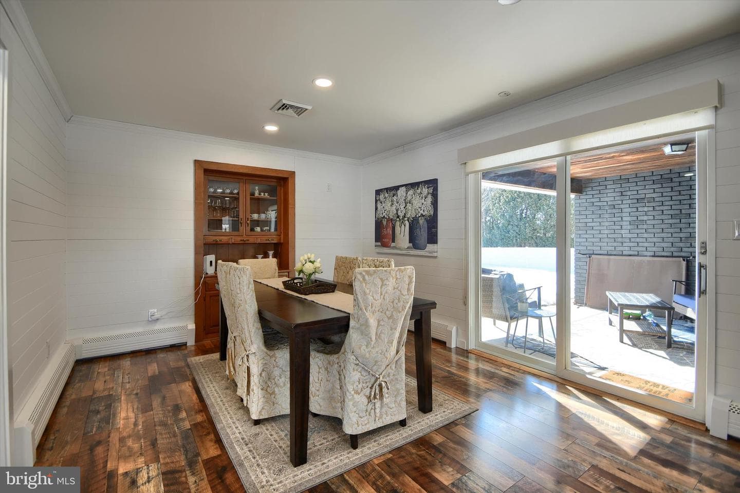 1001 Lakeview Terrace photo 12