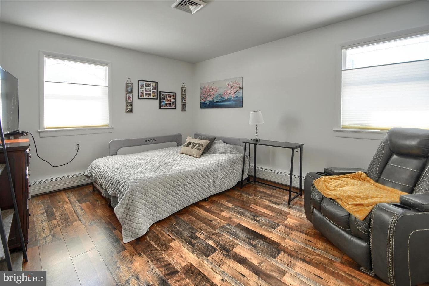 1001 Lakeview Terrace photo 14