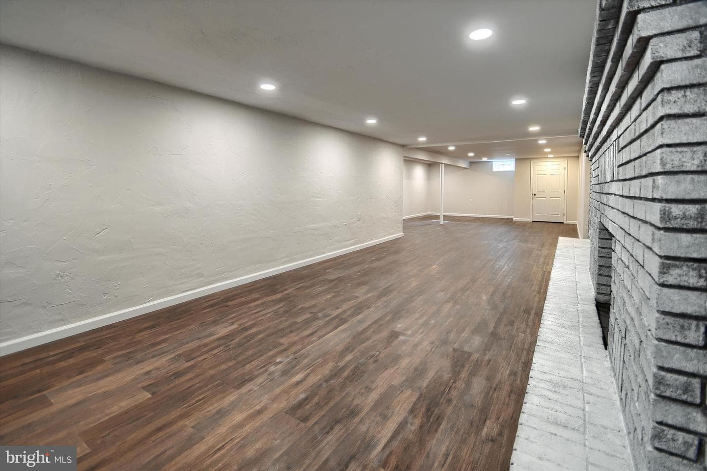 1001 Lakeview Terrace photo 33