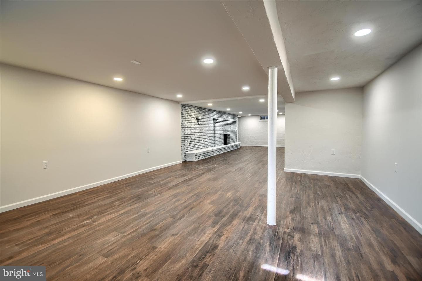 1001 Lakeview Terrace photo 34